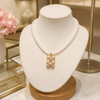 Pendentif en perle, bijoux floraux en perles pour boutique de cadeaux, vente en gros