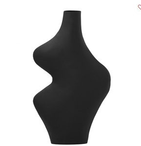 Jarrón de Flores Minimalista de Metal Negro, Decoración Artesanal para Mesa, Diseño Floral Artístico, Decoración Navideña, Uttar Pradesh, ZAHID EXPORTS - Product Image 1