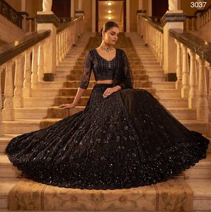 Lehenga Premium en Tulle Monochrome avec Paillettes, Perles Bugle, Fil Resham, Broderie Zardosi, Semi-Couture, Tenue de Mariée, Dupatta AARIKA - Product Image 5