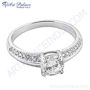 Bague de fiançailles classique en argent 925 avec diamant rond taille brillant, sertissage pavé, monture à griffes, bijoux fins pour femme - Product Image 2
