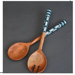 Juego de Cubiertos Modernos y Sostenibles de Metal Dorado Pulido de Aspecto Elegante, de Alta Calidad para Banquetes, Bodas y Cenas - Product Image 6