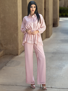 Conjunto de 2 Piezas Rosa para Mujer, Camisa y Pantalones Anchos, Atuendo Musulmán Modesto, Traje Elegante con Cinturón, Cuello en V, 100% Poliéster - Product Image 4