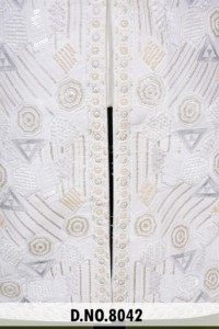 Prism Indo Western para Hombre, Traje de Novio, Sherwani de Seda Vergo Color Marfil con Cuentas, Lentejuelas y Diseño Geométrico - Product Image 2
