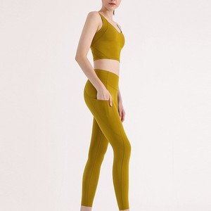 Custom Logo Yoga Suit Fitness Women Sportswear Seamless Activewear Fitness & Yoga Wear Yoga <b>Sets</b> - Product Image 3