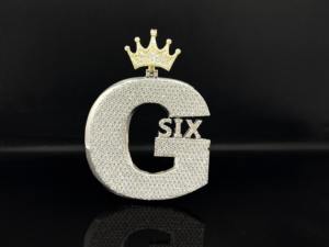 Colgante Personalizado de Diamantes Helados 'Ice Warrior' con Letra de Diamantes de Imitación, de Acero Inoxidable Bañado en Plata, Estilo Hiphop, Regalo Unisex - Product Image 1