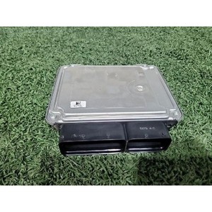 ECUs y Módulos de Computación Usados para Golf 03G906021PR - Product Image 2