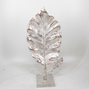 Escultura Abstracta Moderna de Aluminio Fundido de Primera Calidad, Elegante Figura Metálica Dorada para Mesa, Decoración de Hogar de Lujo - Product Image 5