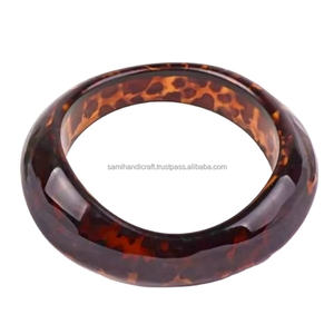 Bracelets de mode en résine de couleur festive et culturelle classique de super qualité avec perles et pierres principales en diamant pour cadeaux - Product Image 1