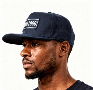 Gorra Snapback Personalizada con Parche Bordado, Visera Plana, Ajustable, Estilo Urbano, Gorra de Béisbol - Product Image 3