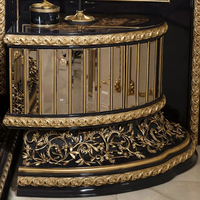 Lit King Size Luxe Personnalisé Noir et Or Royal, Style Antique Européen, Ensemble de Chambre Rembourré en Cuir Capitonnée pour Appartement