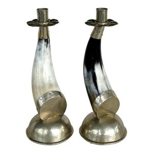 Porte-bougie en corne fait main de luxe pour une présentation décorative sur table et un style d'ameublement moderne - Product Image 4