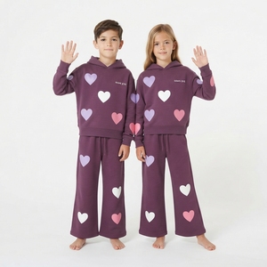 Conjunto Deportivo Unisex para Niños con Diseño de Corazón, Sudadera Personalizada para Niños y Niñas, Pantalones Deportivos, Ropa Deportiva, Ropa a Juego, Venta al por Mayor - Product Image 3