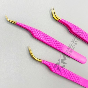 Pinzas de Precisión para Pestañas RMI de Acero Inoxidable Antiestático con Punta Lisa de 10 mm, Punta de Plasma Dorada y Recubrimiento en Polvo Rosa - Product Image 3