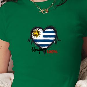 Camiseta Corta de Mujer, Estilo Y2K, Diseño de Corazón con la Bandera de Uruguay, Tejido de Punto, Corte Ajustado - Product Image 2