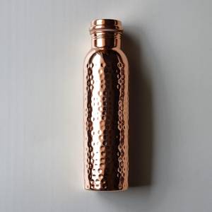 ขวดทองแดงมีลวดลายพร้อมฝาเกลียว - Product Image 1
