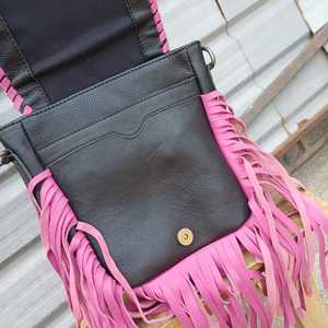 Bolso Bandolera de Cuero Vacuno con Flecos Rosas, Estilo Bohemio, Estampado Animal, Bolso de Hombro para Mujer - Product Image 4
