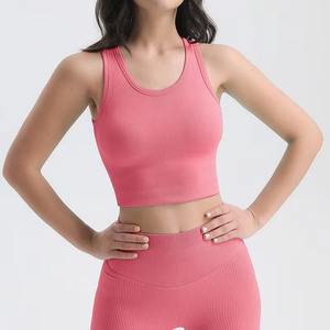 Haut court de sport pour femme grande taille, personnalisé, en gros, en spandex à compression, avec ourlet élastique ajusté, sans manches, col rond, pour la gym et le yoga, effet délavé - Product Image 4