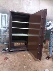 Coffre-fort domestique en acier sur mesure à haute sécurité avancée avec système biométrique d'empreintes digitales, casier de rangement pour clés et serrure électronique - Product Image 2