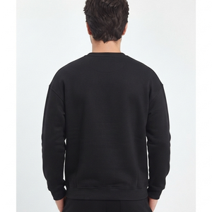 Sweat-shirt à col rond en molleton de coton lourd 450 GSM avec logo brodé personnalisé OEM, impression sur sweat-shirt pour homme - Product Image 3