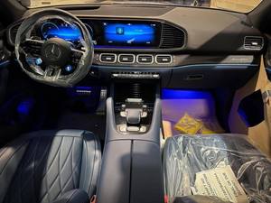 Listo para enviar: SUV de lujo de alto rendimiento usado 2025, modelo AMG GLE 63 S-style - Product Image 5