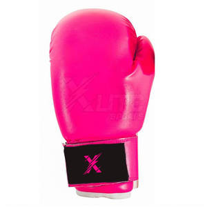 Guantes de Boxeo Fabricados en Pakistán, Hechos de Cuero, con Área de la Palma Reforzada, Absorción de Humedad, Cierre de Gancho y Bucle para Mayor Durabilidad y Comodidad - Product Image 1