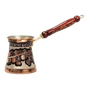 Tetera turca nueva con mango de madera recubierta de rojo para uso en exteriores, apta para alimentos, de calidad, para café y té turcos. - Product Image 1