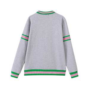 เสื้อสเวตเชิ้ตคอกลมลายทางสีเทา AKA Grey Stripe Chenille Crest แบบยูนิเซ็กซ์ พรีเมียม ปักลายตัวอักษรกรีก สวมใส่สบาย เหมาะสำหรับลำลอง - Product Image 1