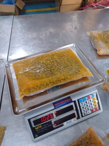 Frozen Passion Fruit Cube Seedless 100% Pure No Added Water Vietnam Frozen Passion Fruit Manufacturer For Smoothie <b>Dessert</b> - Product Image 6