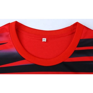 Conjunto de Camiseta y Pantalones Cortos de Fútbol para Hombre, Rayas Rojas y Negras, Transpirable, de Secado Rápido, Ropa Deportiva con Estampado Sublimado - Product Image 2