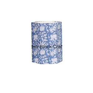 Poubelle en PP faite à la main et personnalisée pour le bureau, imprimée à motifs floraux et recouverte d'un tissu en coton, papier à usage quotidien, bloc de poubelles en bois - Product Image 1