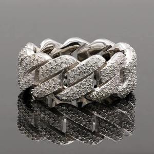 Bague unisexe en argent 14 carats avec diamant de laboratoire taille brillant rond certifié IGI, style mariage de luxe - Product Image 2
