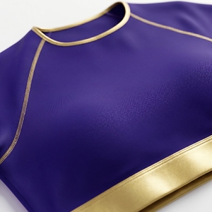 ชุดออกกำลังกายผู้หญิงสไตล์มินิมอล Govenza 2025 สีม่วงรอยัลทอง เสื้อครอปท็อป กางเกงขาสั้นเอวสูง ไร้ตะเข็บ ซับเหงื่อ แห้งเร็ว กระชับรูปร่าง - Product Image 4