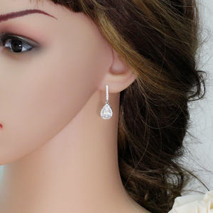 Pendientes de Diamante Moissanite de 0.5/1 ct con Certificado GRA, Pendientes de Plata de Ley 925 con Forma de Lágrima - Product Image 4