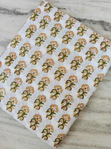 Tela india estampada a mano, hermosa tela decorativa hecha a mano con estampado floral, tela de algodón para confección de vestidos, textiles para el hogar, estampado personalizado - Product Image 5