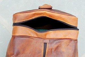 Hot Selling 24 Inch Genuine Leather Eco-Friendly Spacious Duffel <b>Bag</b> Multi-Purpose <b>Overnight</b> Weekender Gym Sports Travel - Product Image 3