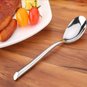 Ensemble de couverts de table classiques en acier inoxydable, cuillère, fourchette, couteau, finition lisse pour la maison, la cuisine et les réunions - Product Image 3
