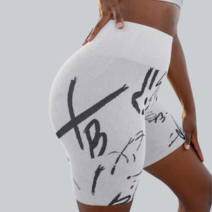 กางเกงขาสั้นยกกระชับสะโพกพิมพ์ลายเอง เอวสูง สำหรับโยคะ ออกกำลังกาย ฟิตเนส และเล่นกีฬา - Product Image 2
