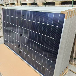 แผงโซลาร์เซลล์แบบโมโนคริสตัลไลน์สองชั้นกระจก 720W 700W 650W 600W 620W 670W สำหรับคลังสินค้า - Product Image 3