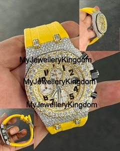 Montre pour homme en acier inoxydable et moissanite avec mouvement à quartz, cadran en verre, résistance à l'eau 10 bars, pierres radiantes - Product Image 1