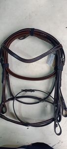 Brida de Cuero Ligera y Duradera de la Mejor Calidad para Caballos, Ideal para Entrenamiento y Eventos de Salto Competitivo, Disponible para Venta al Por Mayor - Product Image 5