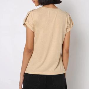 เสื้อยืดแขนสั้นคอโอเวอร์ไซส์สีเบจสำหรับผู้หญิง ทรงปกติ ผ้าเจอร์ซีย์ผสมคอตตอนและโพลีเอสเตอร์ สีพื้น สไตล์วินเทจ เป็นมิตรต่อสิ่งแวดล้อม - Product Image 2