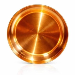 Assiette de service en cuivre raffiné pour une présentation élégante, une amélioration de la qualité des repas et une mise en valeur décorative des tables pour les événements - Product Image 1