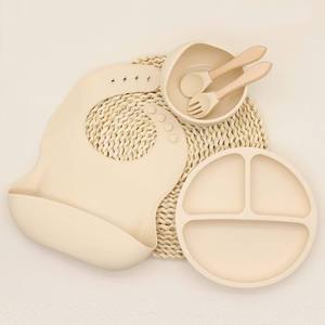 Juego de alimentación para bebés ISSILI, vajilla de silicona suave, sin BPA, cuchara y tenedor para bebés, utensilios de comedor para niños, juego de cubiertos de silicona para bebés - Product Image 3
