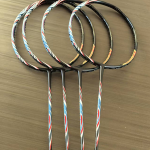 Équipement d'entraînement Dmantis fabriqué en usine, raquette de badminton en fibre de carbone pour les joueurs en formation - Product Image 5