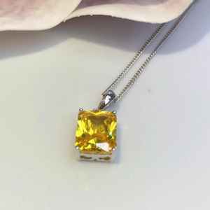 Collier rectangulaire en citrine, pendentif en argent sterling, pierre de naissance de novembre, cadeau d'anniversaire pour femme - Product Image 2