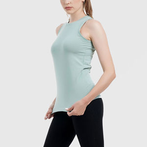 Débardeur court haut de gamme pour femme 100 % polyester, impression de logo personnalisé, service OEM pour marques de détail internationales - Product Image 2
