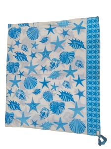 Pañuelo Cuadrado de Chifón Ligero con Estampado Floral Romántico en Acuarela, 90x90cm, Pañuelo de Seda Vintage con Estampado Digital y Borde Sólido - Product Image 5