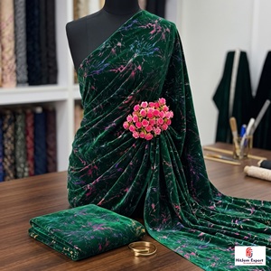 Tissu en velours imprimé à la feuille métallisée pour vêtements de luxe, décoration intérieure et ameublement – Fabricant de textiles sur mesure OEM/ODM - Product Image 4