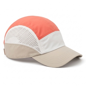 Casquettes de course modernes fabriquées avec des textiles durables, des intérieurs respirants et des designs attrayants pour les séances d'entraînement. - Product Image 5