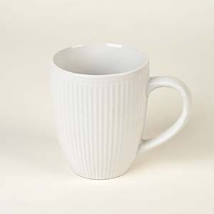 Ensemble de 2 tasses à café en céramique blanches style nordique, compatibles micro-ondes, en grès, avec plateau, capacité 400 ml, motif extérieur - Product Image 1